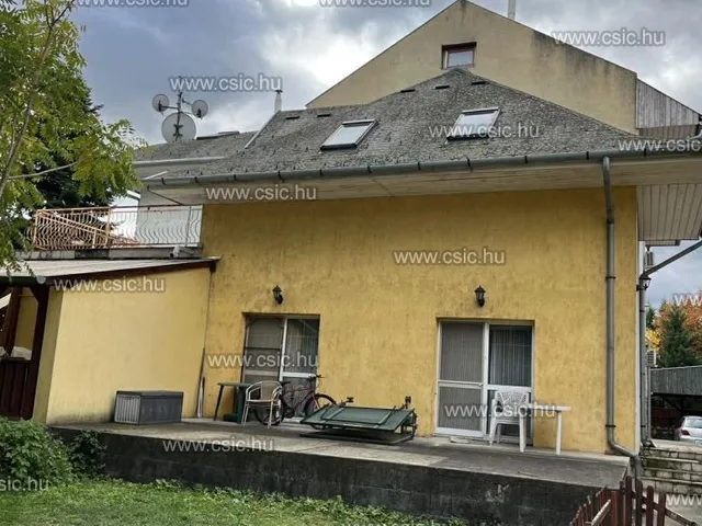 Eladó lakás Budapest III. kerület, Csillaghegy 80 nm