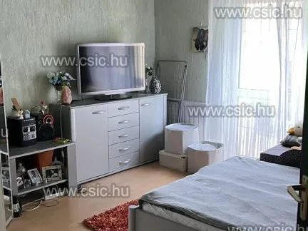 Eladó lakás Budapest III. kerület, Csillaghegy 80 nm