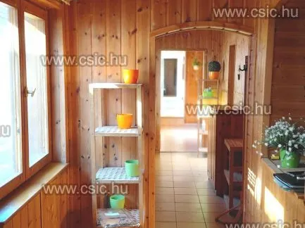 Eladó ház Csomád 75 nm