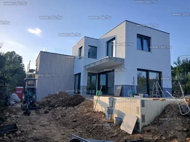 Eladó ház Nagykovácsi 213 nm
