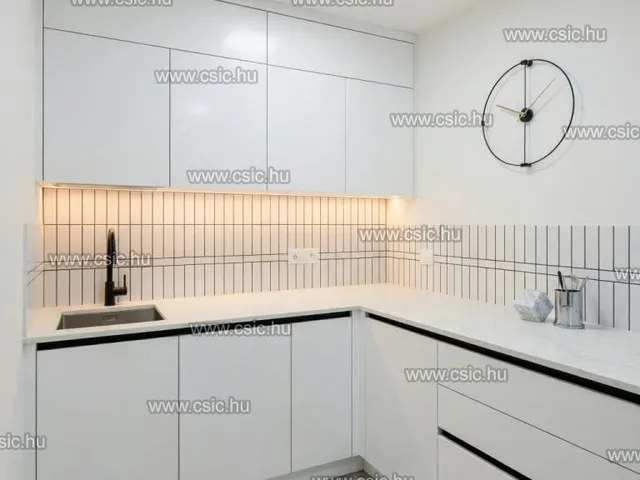 Eladó lakás Budapest III. kerület, Aquincum 52 nm