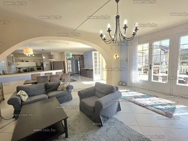 Eladó lakás Budapest III. kerület, Rómaifürdő 143 nm