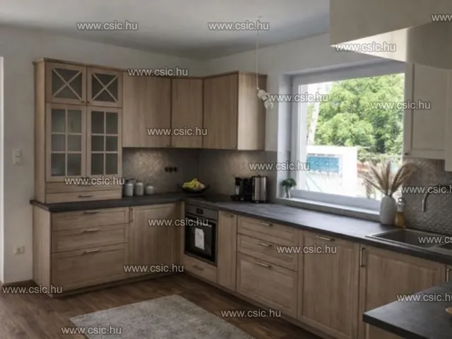 Eladó ház Budakalász 160 nm