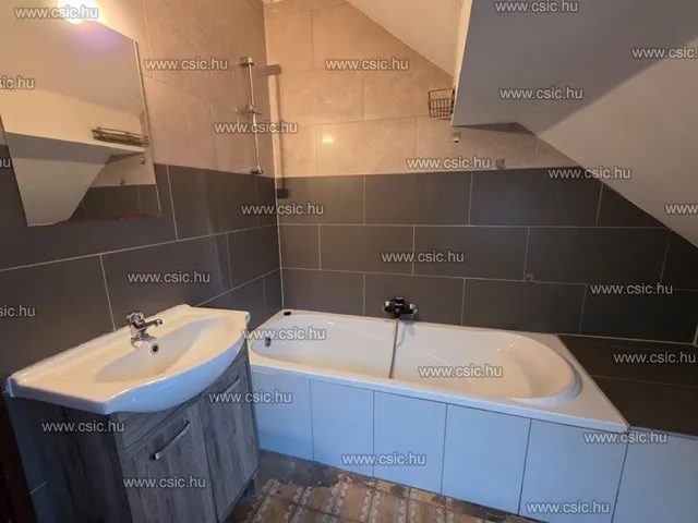 Eladó ház Csobánka 155 nm