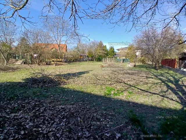 Eladó telek Gyömrő 819 nm