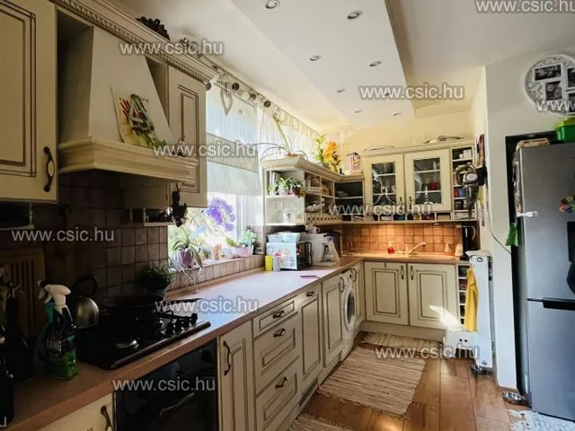 Eladó ház Szentendre 75 nm