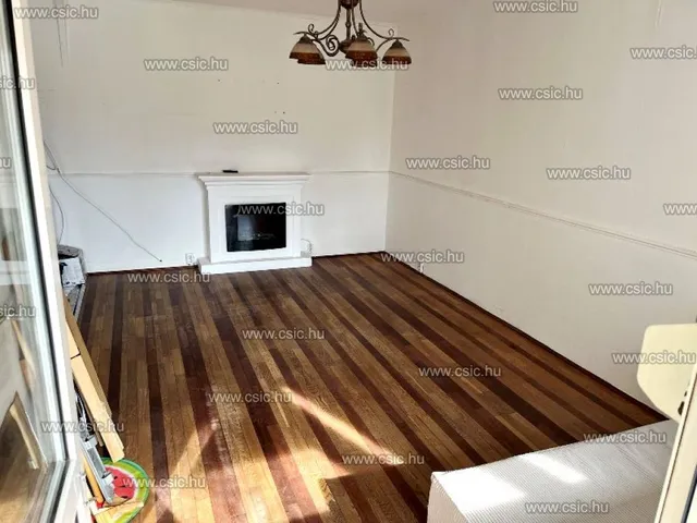 Eladó lakás Budapest IV. kerület, Berzsenyi tér ltp. 74 nm