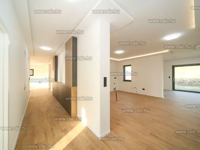 Eladó ház Pécel 440 nm