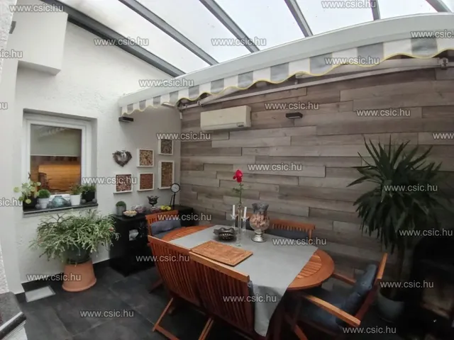 Eladó ház Budapest XVI. kerület, Cinkota 224 nm