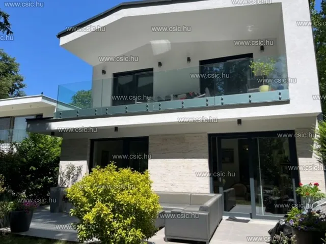 Eladó ház Budapest II. kerület, Adyliget 200 nm