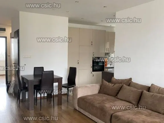 Eladó lakás Budapest II. kerület, Kurucles 70 nm