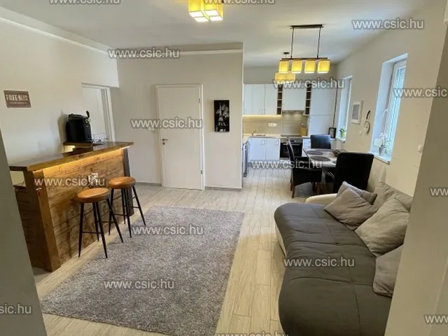 Eladó lakás Törökbálint 86 nm