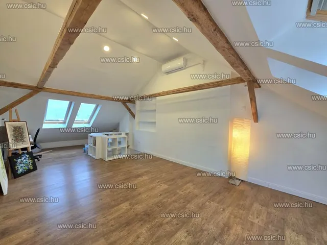 Eladó lakás Szentendre 104 nm