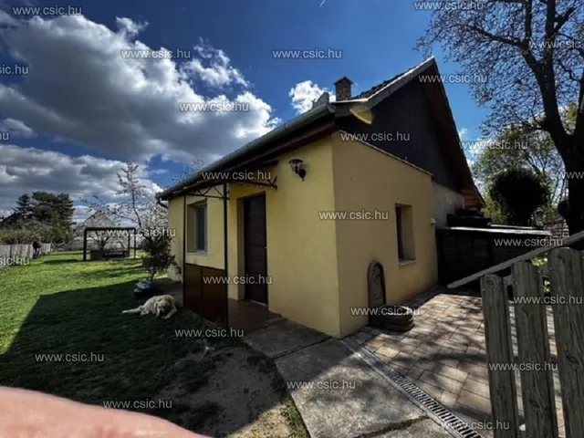 Eladó ház Nagytarcsa 178 nm