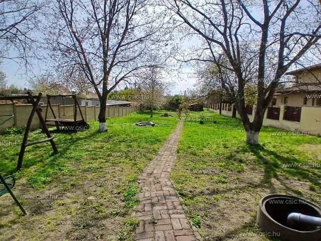 Eladó telek Gyömrő 1736 nm