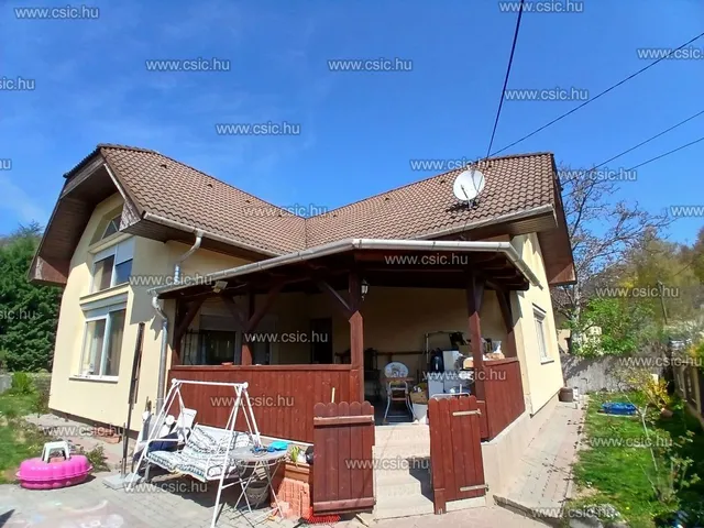 Eladó ház Pilisjászfalu 170 nm