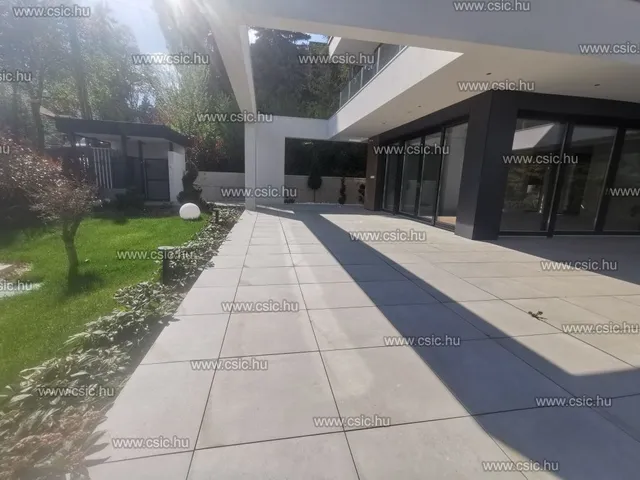 Eladó ház Budapest II. kerület, Adyliget 435 nm