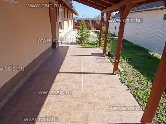 Eladó ház Örkény 128 nm