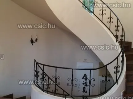 Eladó garázs Budapest II. kerület, Máriaremete 283 nm