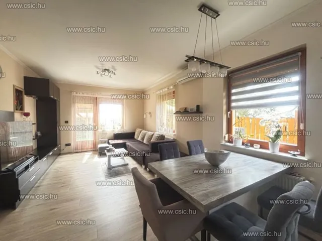 Eladó ház Budapest XVII. kerület, Rákoscsaba-Újtelep 121 nm