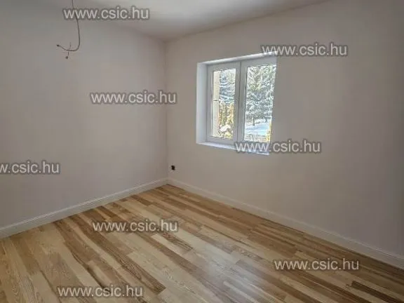 Eladó lakás Budapest II. kerület, Szépvölgy 101 nm