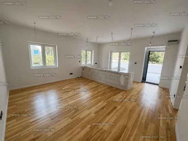 Eladó lakás Budapest II. kerület, Szépvölgy 78 nm