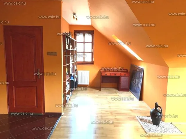 Eladó ház Budapest III. kerület, Csillaghegy 144 nm