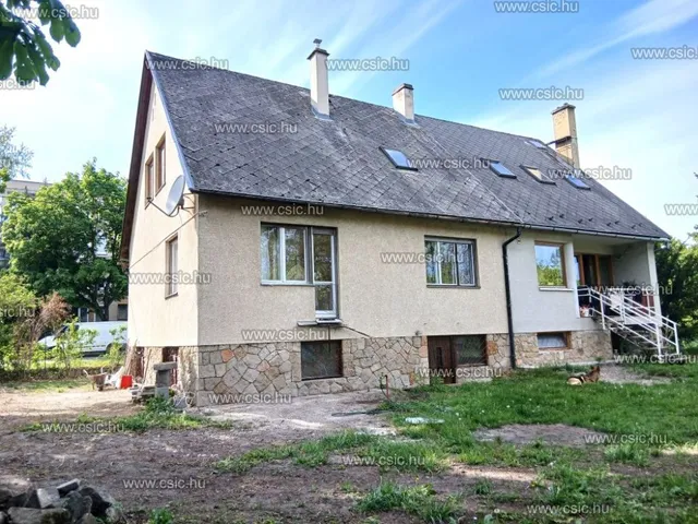 Eladó ház Budapest III. kerület, Rómaifürdő 300 nm