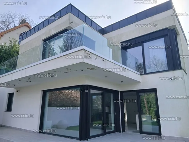 Eladó ház Budapest II. kerület, Budaliget 294 nm