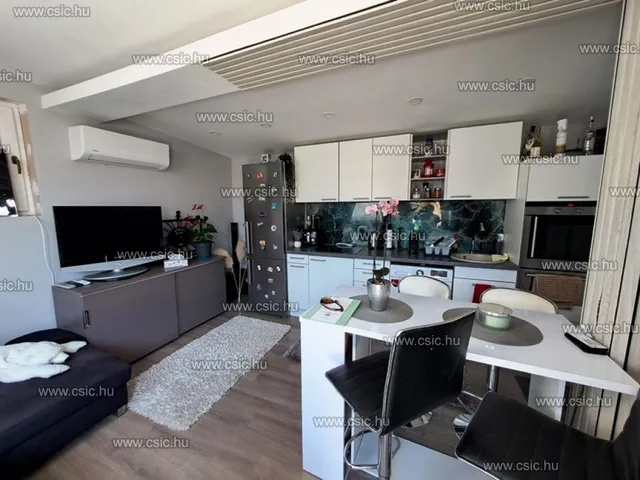 Eladó ház Vác 105 nm