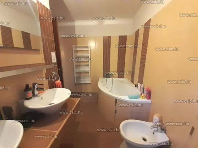 Eladó ház Budapest XVII. kerület, Rákoscsaba-Újtelep 117 nm