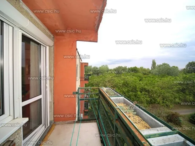 Eladó lakás Budapest III. kerület, Pók utcai lakótelep 67 nm