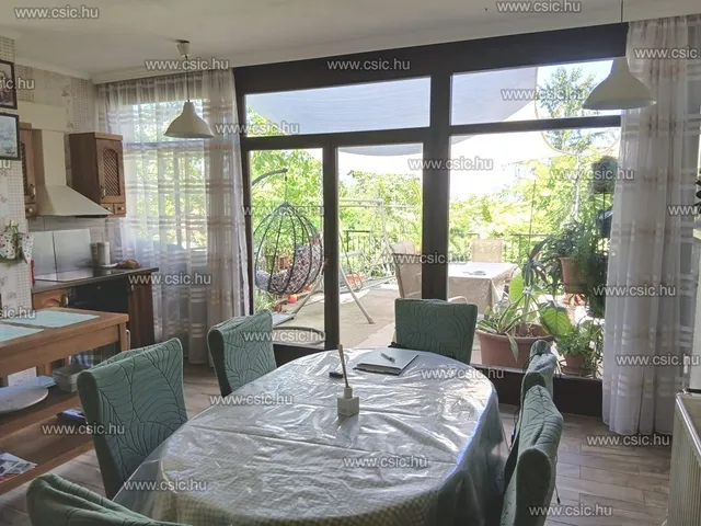 Eladó ház Erdőkertes 360 nm