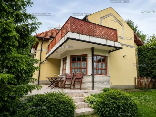 Eladó ház Pomáz 172 nm