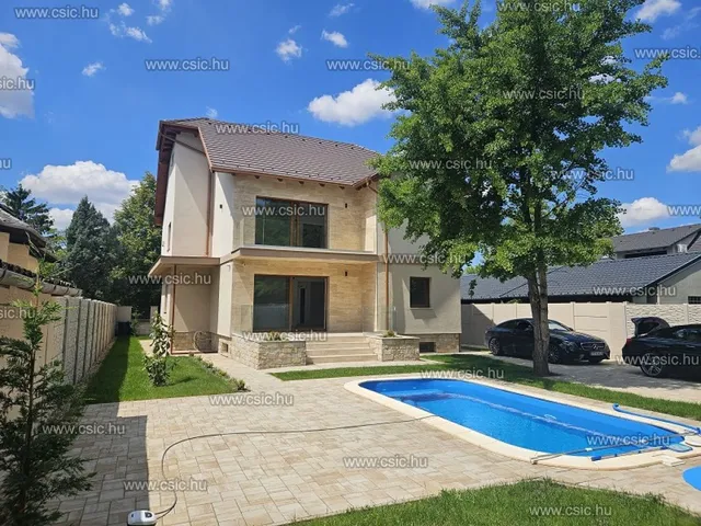 Eladó ház Budapest XVIII. kerület, Szent Imre-kertváros 270 nm