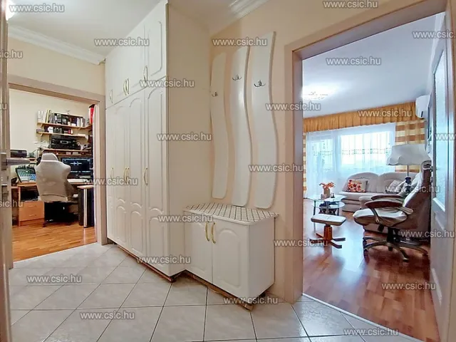 Eladó lakás Budapest XV. kerület, Újpalota 64 nm
