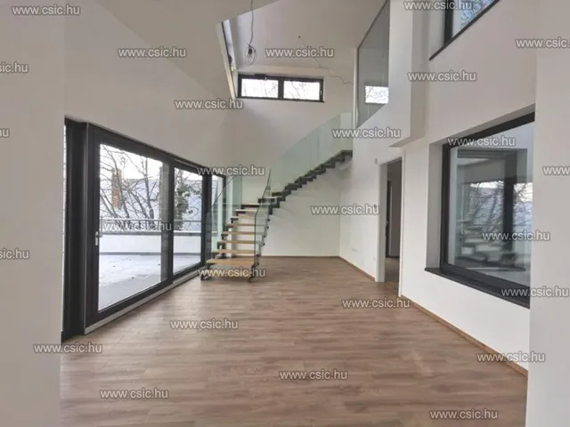 Eladó lakás Budapest II. kerület, Budaliget 103 nm