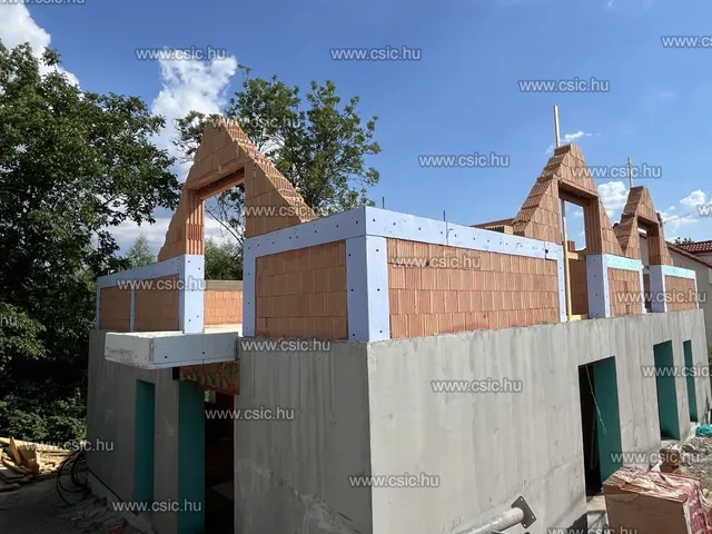 Eladó ház Pomáz 122 nm