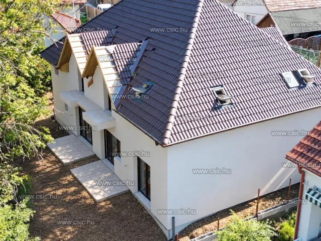 Eladó ház Pomáz 122 nm