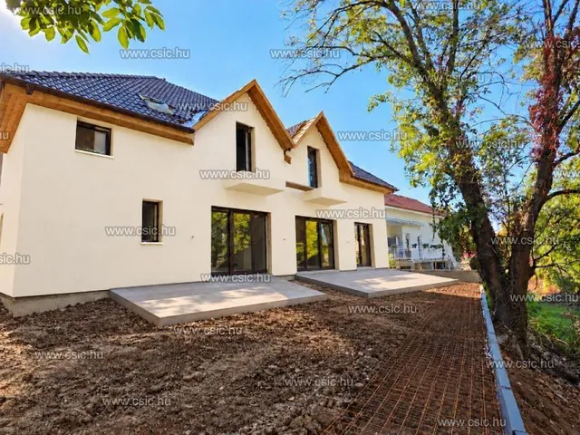 Eladó ház Pomáz 122 nm