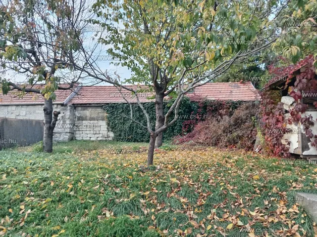 Eladó telek Törökbálint 350 nm