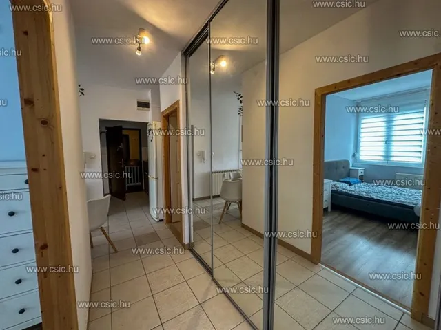 Eladó lakás Budapest II. kerület, Zöldmál 55 nm