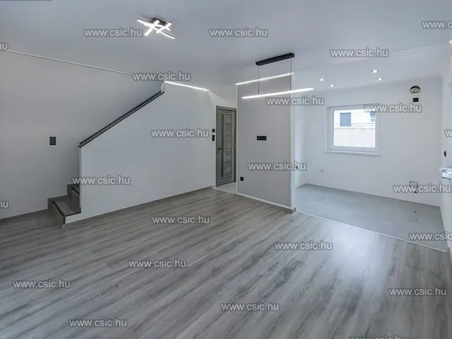 Eladó ház Budapest XVIII. kerület, Szemeretelep 99 nm