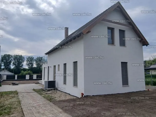 Eladó ház Őrbottyán 120 nm