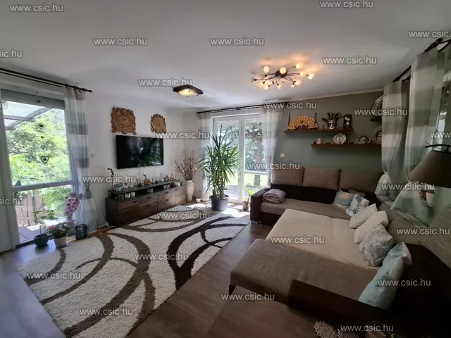 Eladó ház Pomáz 170 nm