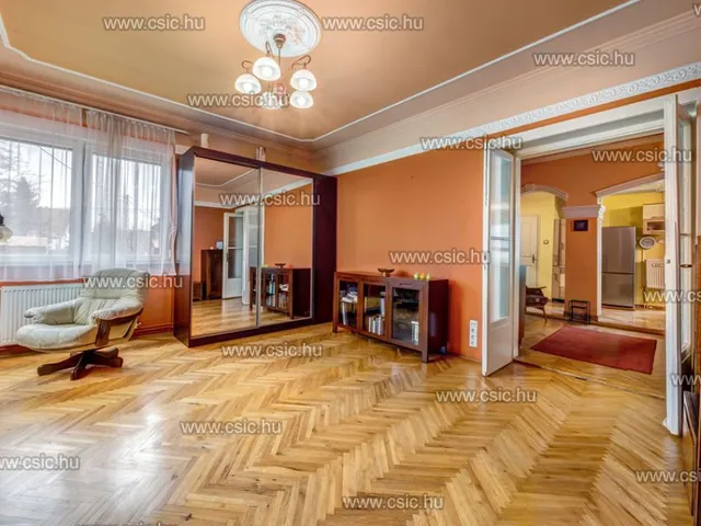 Eladó ház Budapest XVIII. kerület, Szemeretelep 63 nm