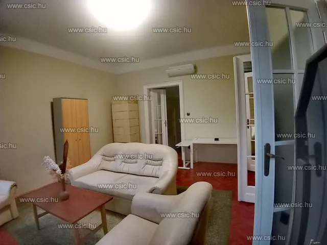 Eladó lakás Budapest VI. kerület 65 nm