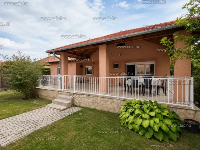 Eladó ház Pomáz 134 nm