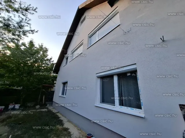 Eladó ház Pomáz 200 nm
