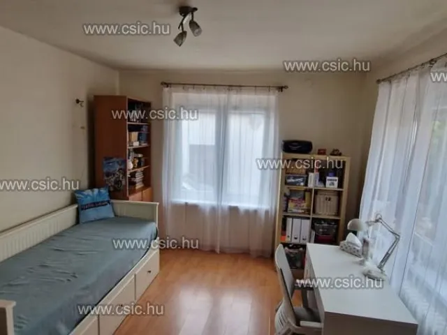Eladó ház Pomáz 100 nm